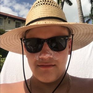 Meet your Posher, Frankie